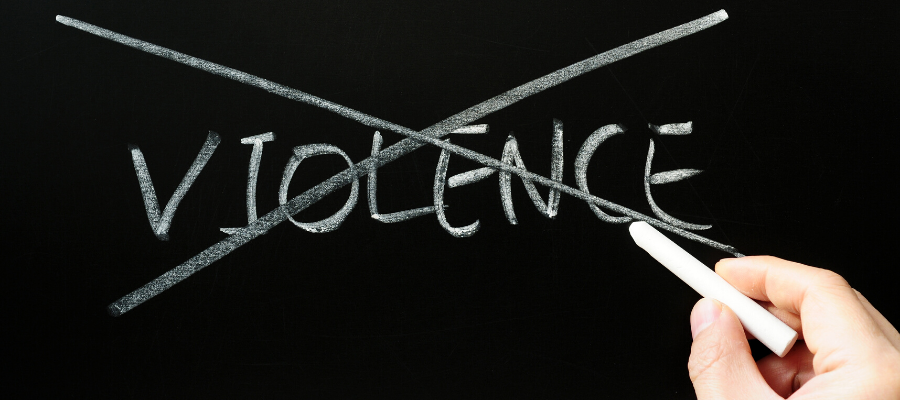Adopter la non-violence, face à un monde de violence…